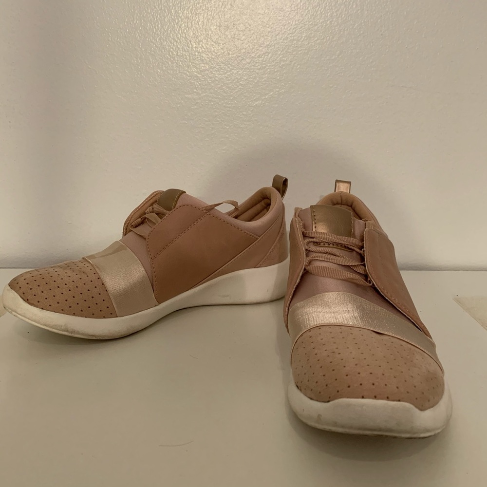 Sweet pastel pink sneekers.